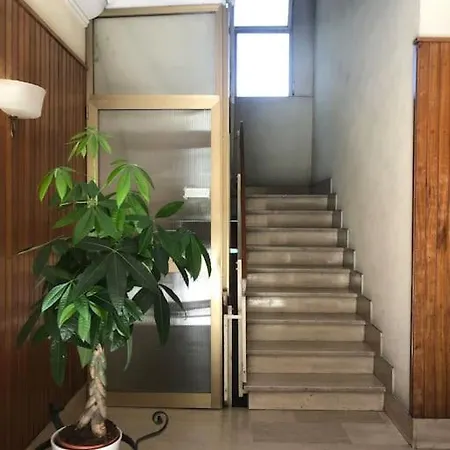 Guest house Sansovino Bed And Car