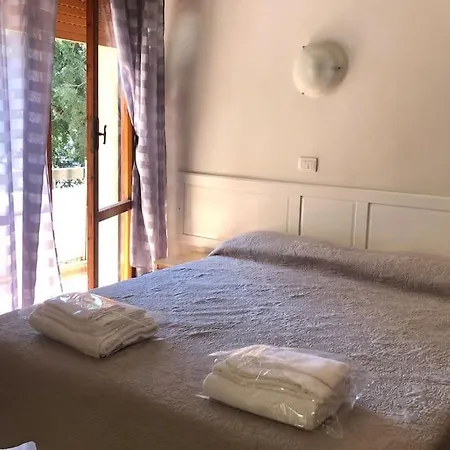 Sansovino Bed And Car Guest house